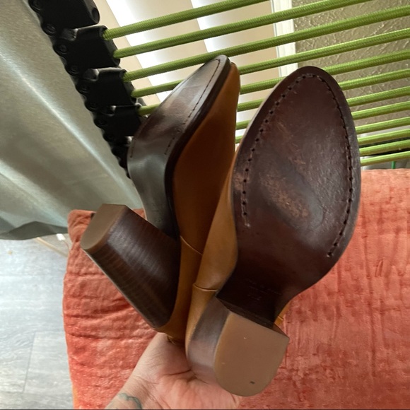 Rand and Bone Tan Leather Ankle Boots - Picture 4 of 9